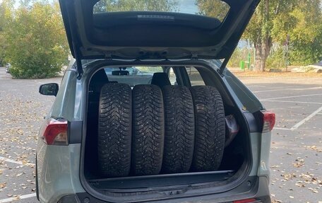 Toyota RAV4, 2019 год, 2 430 000 рублей, 8 фотография