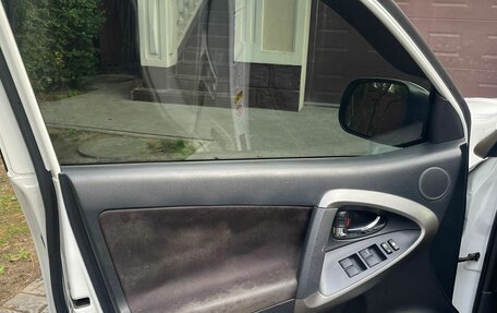 Toyota RAV4, 2010 год, 1 300 000 рублей, 11 фотография