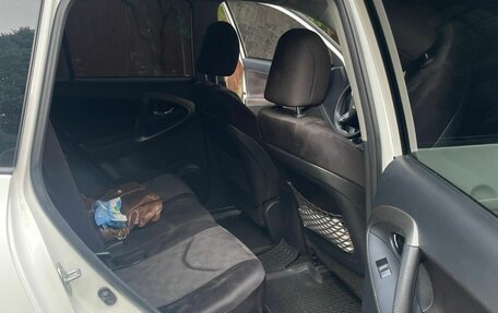 Toyota RAV4, 2010 год, 1 300 000 рублей, 15 фотография