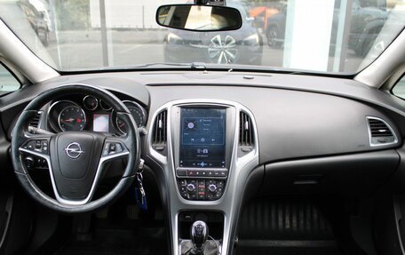 Opel Astra J, 2014 год, 970 000 рублей, 11 фотография