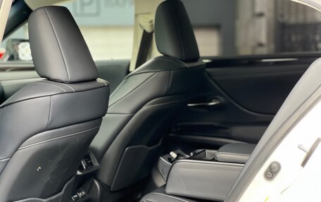Lexus ES VII, 2018 год, 3 200 000 рублей, 19 фотография
