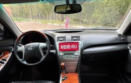 Toyota Camry, 2007 год, 1 170 000 рублей, 13 фотография