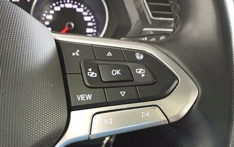 Volkswagen Tiguan II, 2021 год, 2 425 000 рублей, 15 фотография