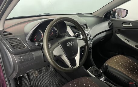 Hyundai Solaris II рестайлинг, 2012 год, 556 000 рублей, 10 фотография