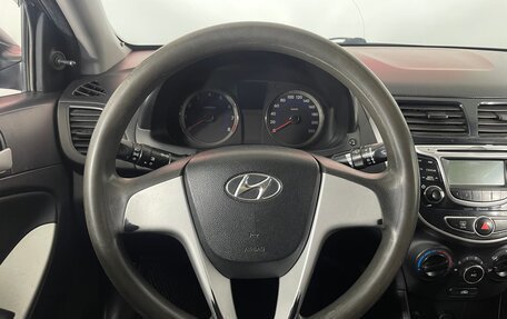 Hyundai Solaris II рестайлинг, 2012 год, 556 000 рублей, 13 фотография
