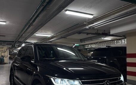 Volkswagen Tiguan II, 2021 год, 3 600 000 рублей, 1 фотография