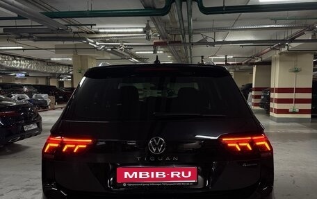 Volkswagen Tiguan II, 2021 год, 3 600 000 рублей, 3 фотография