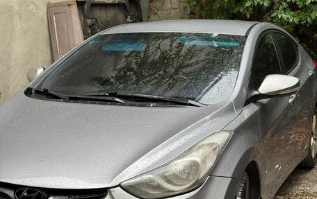 Hyundai Elantra V, 2012 год, 720 000 рублей, 2 фотография