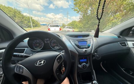 Hyundai Elantra V, 2012 год, 720 000 рублей, 9 фотография