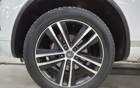Volkswagen Touareg III, 2013 год, 1 500 000 рублей, 18 фотография