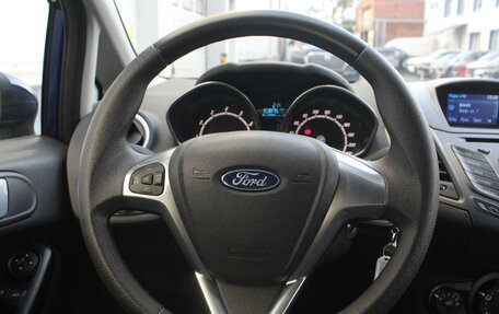 Ford Fiesta, 2015 год, 740 000 рублей, 18 фотография