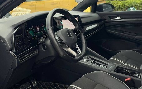 Volkswagen Golf VIII, 2021 год, 1 680 000 рублей, 9 фотография