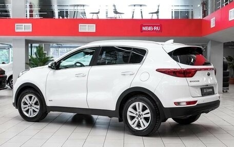 KIA Sportage IV рестайлинг, 2018 год, 1 799 000 рублей, 3 фотография