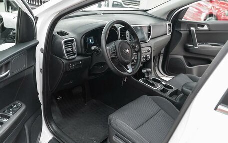 KIA Sportage IV рестайлинг, 2018 год, 1 799 000 рублей, 7 фотография