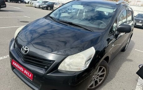 Toyota Verso I, 2011 год, 1 099 000 рублей, 1 фотография