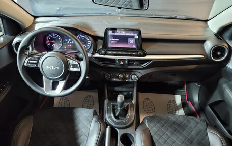 KIA Cerato IV, 2022 год, 1 798 000 рублей, 9 фотография