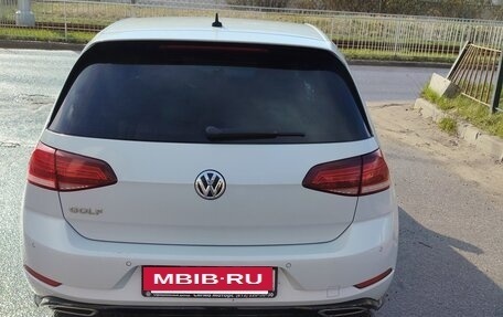 Volkswagen Golf VII, 2018 год, 1 950 000 рублей, 3 фотография