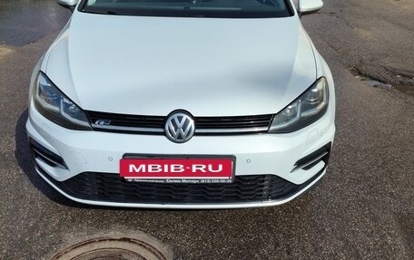 Volkswagen Golf VII, 2018 год, 1 950 000 рублей, 2 фотография