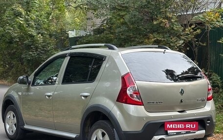 Renault Sandero I, 2012 год, 815 000 рублей, 3 фотография