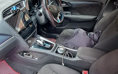 Honda Shuttle II, 2019 год, 1 400 000 рублей, 20 фотография