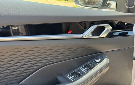 Geely Coolray I, 2025 год, 2 050 000 рублей, 10 фотография