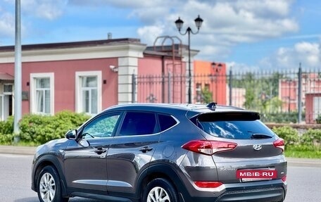 Hyundai Tucson III, 2018 год, 1 765 000 рублей, 6 фотография