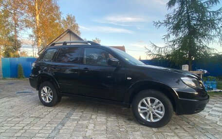 Mitsubishi Outlander III рестайлинг 3, 2006 год, 680 000 рублей, 4 фотография