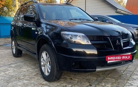 Mitsubishi Outlander III рестайлинг 3, 2006 год, 680 000 рублей, 5 фотография