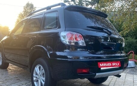 Mitsubishi Outlander III рестайлинг 3, 2006 год, 680 000 рублей, 6 фотография