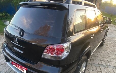 Mitsubishi Outlander III рестайлинг 3, 2006 год, 680 000 рублей, 14 фотография