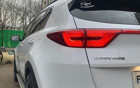KIA Sportage IV рестайлинг, 2018 год, 2 000 000 рублей, 6 фотография