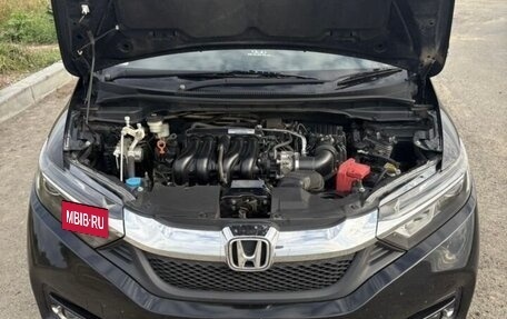 Honda Shuttle II, 2015 год, 1 350 000 рублей, 18 фотография