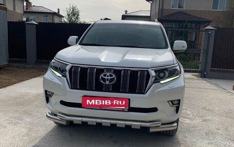 Toyota Land Cruiser Prado 150 рестайлинг 2, 2019 год, 7 100 000 рублей, 2 фотография