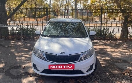 KIA Rio III рестайлинг, 2015 год, 895 000 рублей, 2 фотография