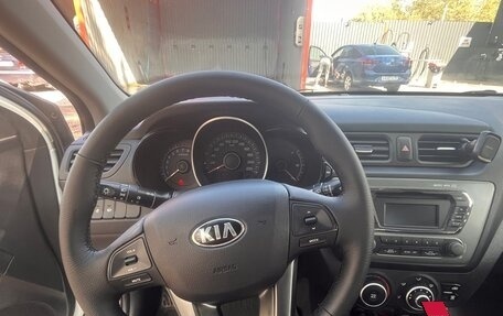 KIA Rio III рестайлинг, 2015 год, 895 000 рублей, 9 фотография