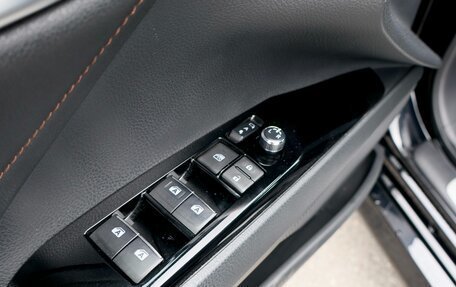Toyota Camry, 2019 год, 2 650 000 рублей, 10 фотография