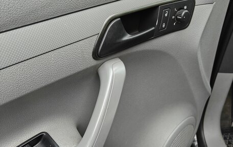 Volkswagen Caddy III рестайлинг, 2009 год, 800 000 рублей, 14 фотография
