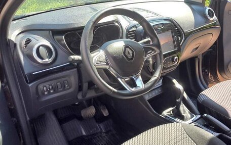 Renault Kaptur I рестайлинг, 2020 год, 1 560 000 рублей, 5 фотография