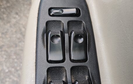 Mazda Demio III (DE), 1997 год, 355 000 рублей, 11 фотография