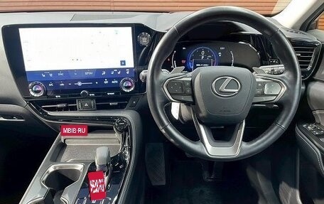 Lexus NX, 2022 год, 3 500 000 рублей, 11 фотография