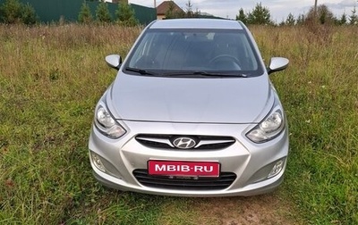 Hyundai Solaris II рестайлинг, 2011 год, 620 000 рублей, 1 фотография