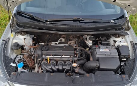 Hyundai Solaris II рестайлинг, 2011 год, 620 000 рублей, 9 фотография