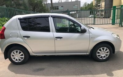Renault Sandero I, 2014 год, 990 000 рублей, 1 фотография