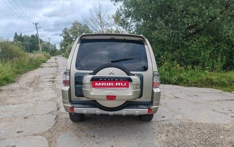 Mitsubishi Pajero IV, 2010 год, 1 350 000 рублей, 7 фотография