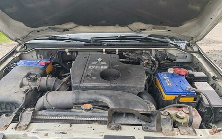 Mitsubishi Pajero IV, 2010 год, 1 350 000 рублей, 16 фотография