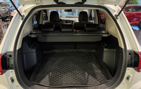 Mitsubishi Outlander III рестайлинг 3, 2015 год, 2 100 000 рублей, 14 фотография