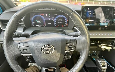 Toyota Camry, 2024 год, 3 470 000 рублей, 5 фотография