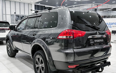 Mitsubishi Pajero Sport II рестайлинг, 2013 год, 1 550 000 рублей, 11 фотография