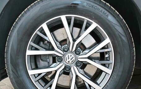 Volkswagen Tiguan II, 2020 год, 2 009 000 рублей, 17 фотография