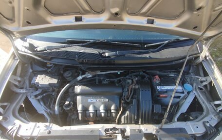 Honda Mobilio Spike I рестайлинг, 2003 год, 680 000 рублей, 23 фотография